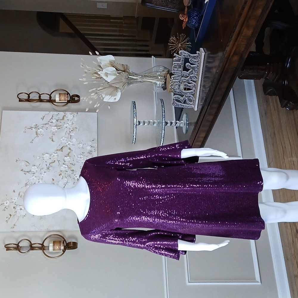 NWT Vicent Camuto Women's Purple Cocktail Sheath Dress Flared Sleeves. Size XS - Picture 3 of 17